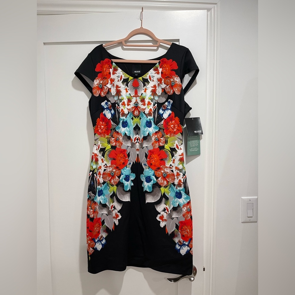 Melrose Multicolor Floral body con Mini Dress